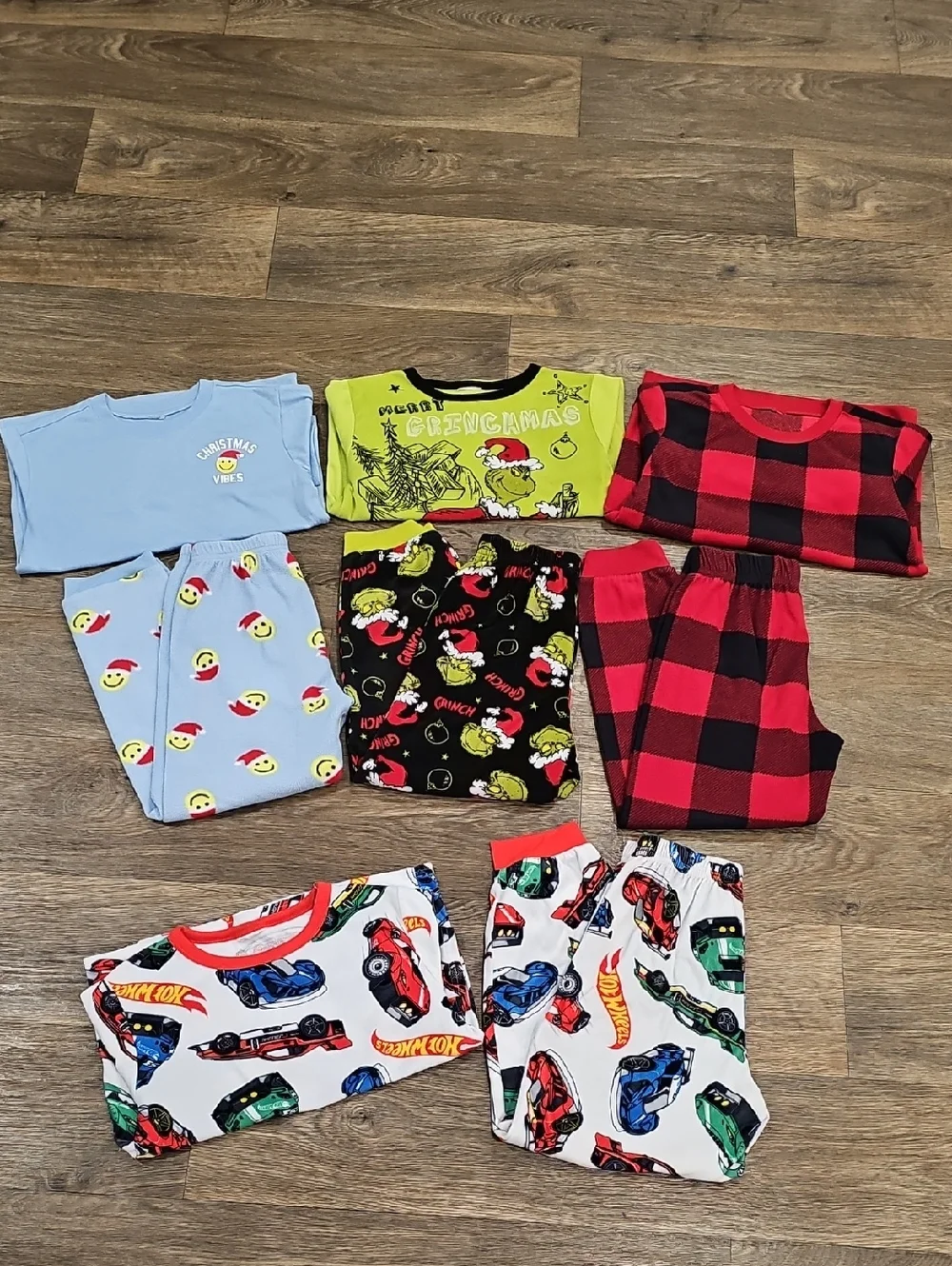 Kids Bundle Of Long Sleeve Pajamas Size M